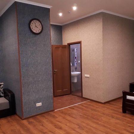 Hotel Yar Kharkov Luaran gambar
