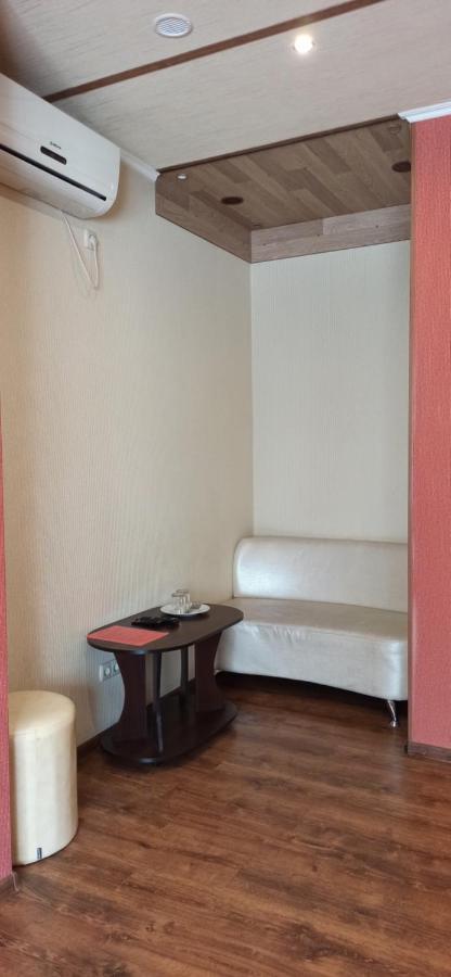 Hotel Yar Kharkov Luaran gambar