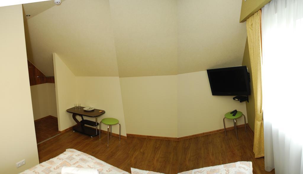 Hotel Yar Kharkov Bilik gambar