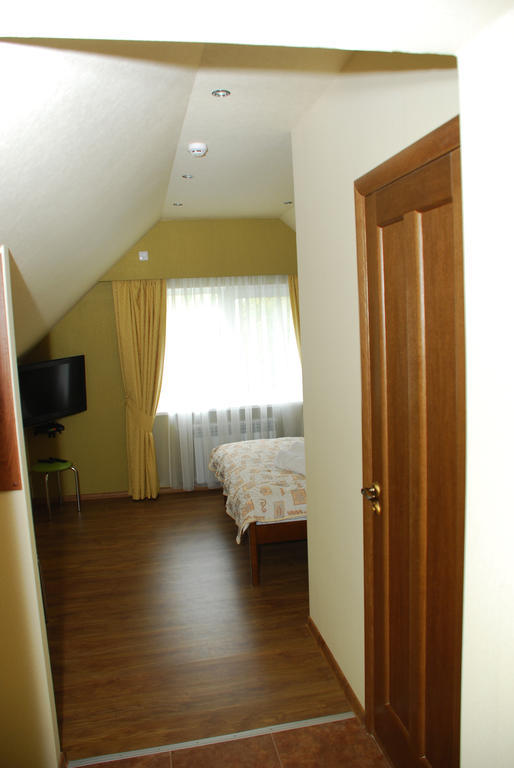 Hotel Yar Kharkov Bilik gambar